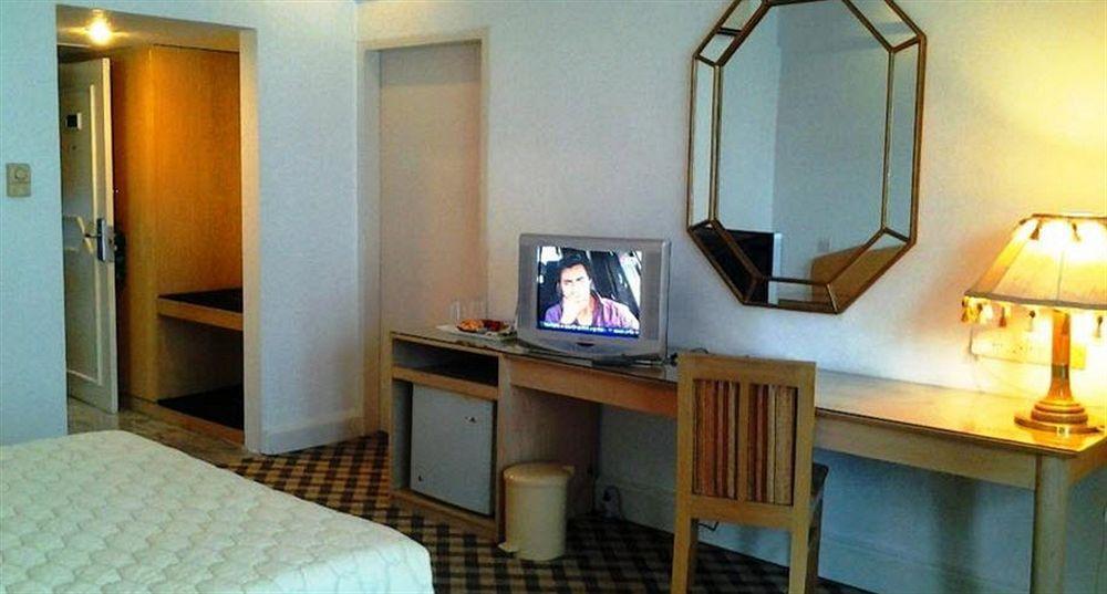 Hotel Washington Dhaka Buitenkant foto
