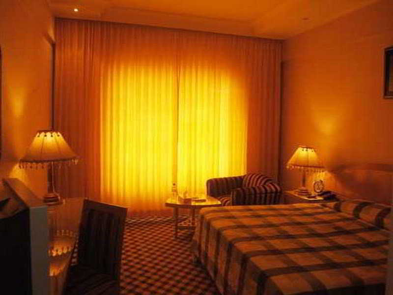 Hotel Washington Dhaka Buitenkant foto