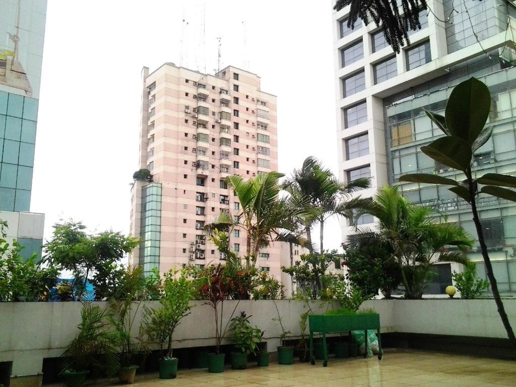 Hotel Washington Dhaka Buitenkant foto