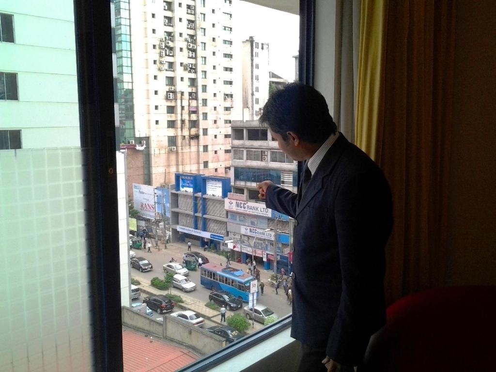 Hotel Washington Dhaka Buitenkant foto